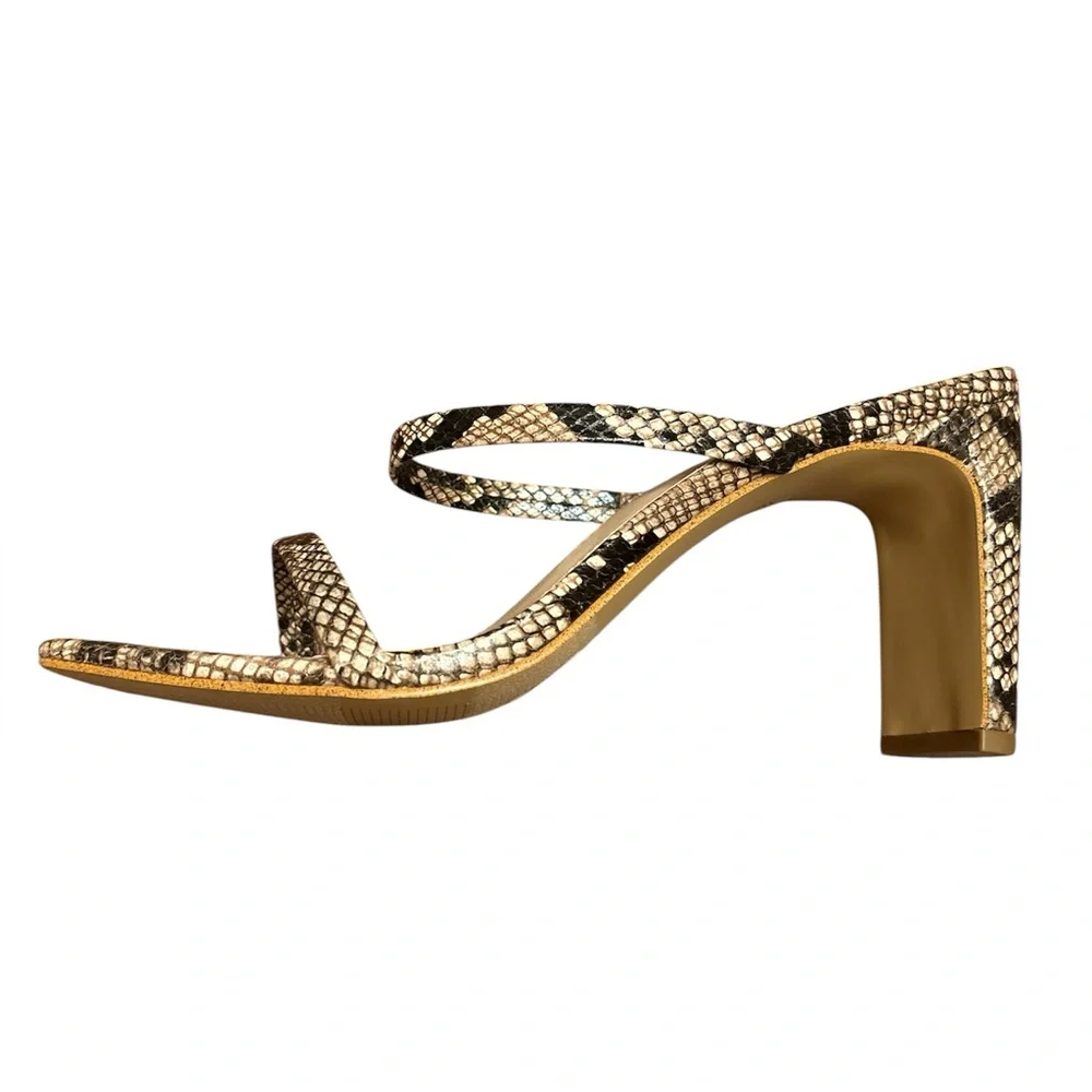 The Drop Avery Square Toe Two Strap Block  Heel Sand Sandal Size 8.5 NWT